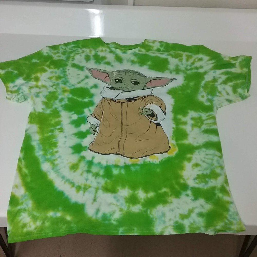 Star Wars Mandalorian Grogu / Baby Yoda / The Child Tie-Dye Tee, Size XL